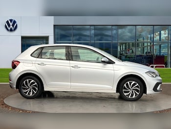 Used Volkswagen Polo 2023 for sale - 76466198: Photo