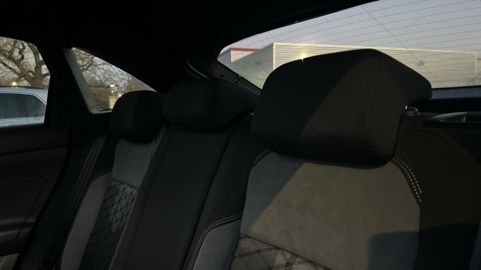 Used Volkswagen Taigo 2025 for sale - 76927841: Photo 14