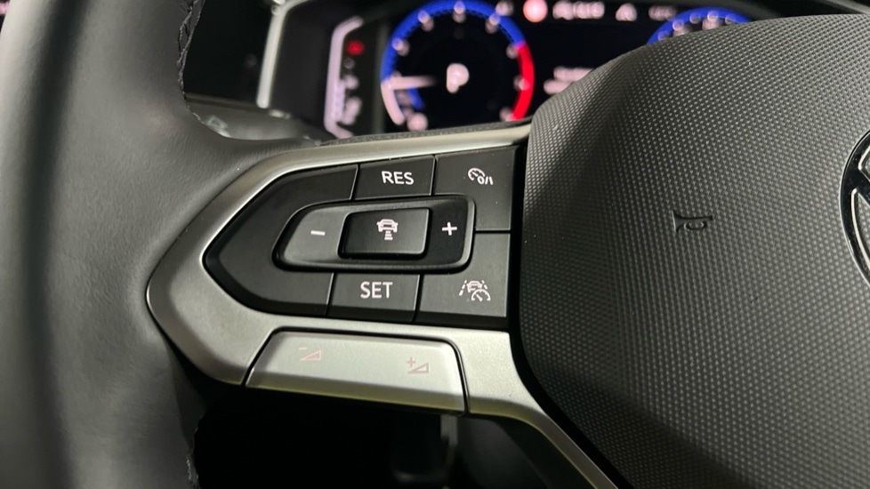 Used Volkswagen Taigo 2025 for sale - 76927841: Photo 30