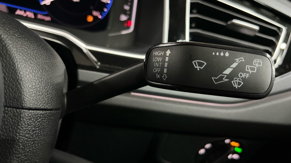 Used Volkswagen Taigo 2025 for sale - 76927841: Photo 32