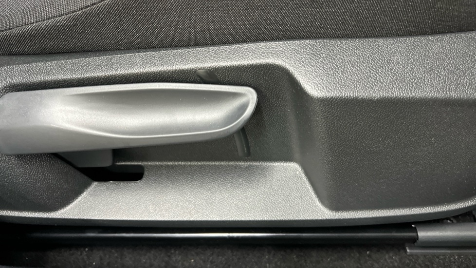 Used Volkswagen Taigo 2025 for sale - 76927841: Photo 39