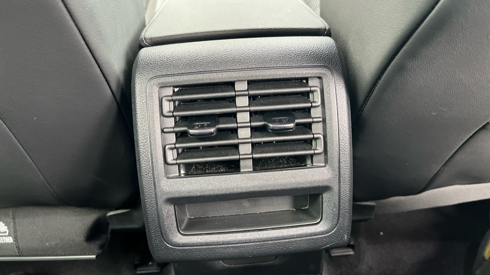 Used Volkswagen Golf 2025 for sale - 76868770: Photo 34