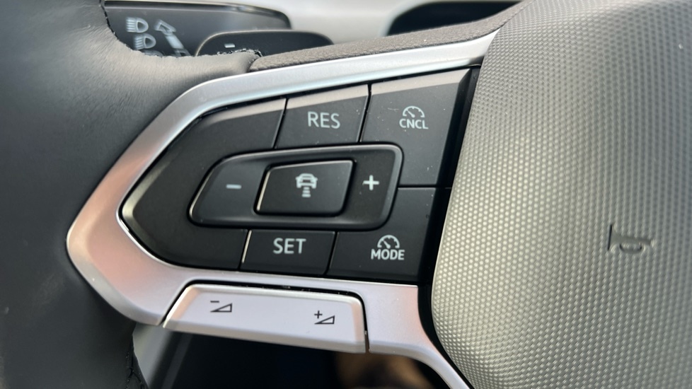 Used Volkswagen Golf 2025 for sale - 76668195: Photo 30