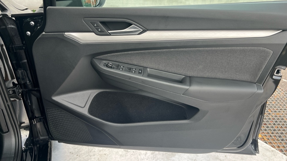 Used Volkswagen Golf 2025 for sale - 76668195: Photo 37