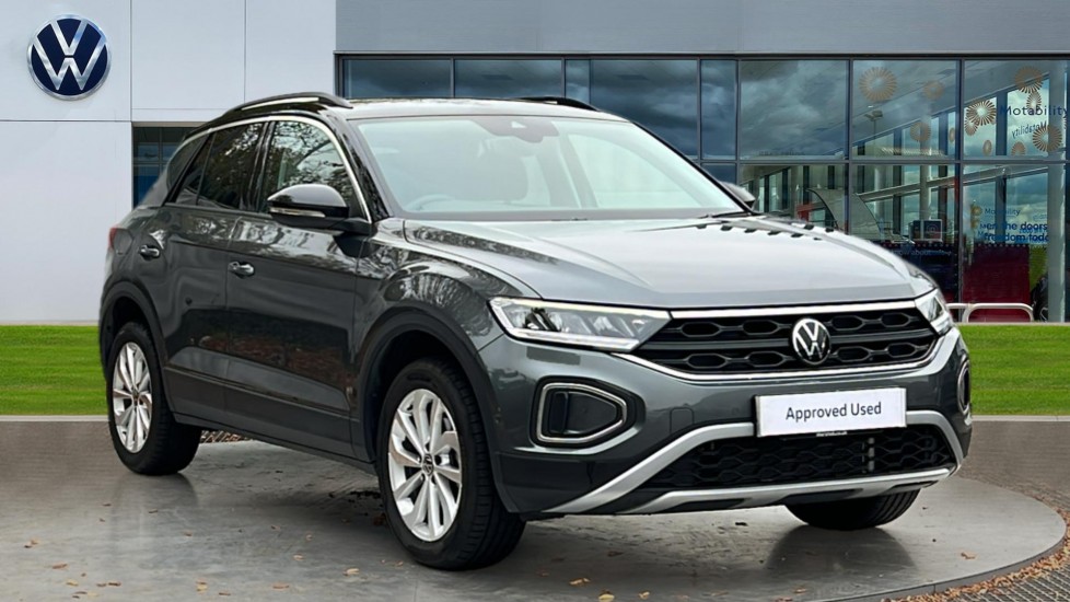 Used Volkswagen T-Roc 2025 for sale - 76375600: Photo 1