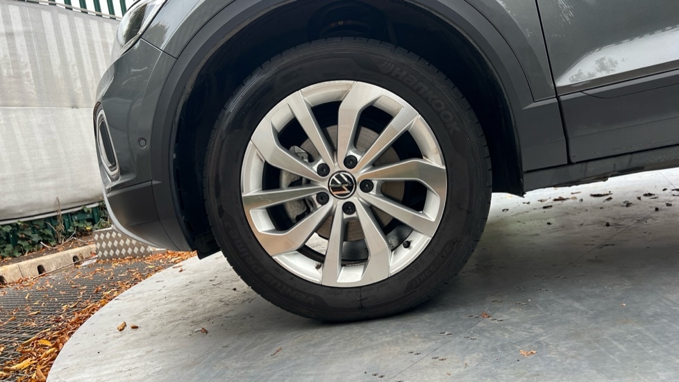 Used Volkswagen T-Roc 2025 for sale - 76375600: Photo 20