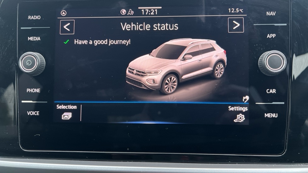 Used Volkswagen T-Roc 2025 for sale - 76375600: Photo 23