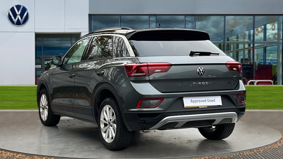 Used Volkswagen T-Roc 2025 for sale - 76375600: Photo 3