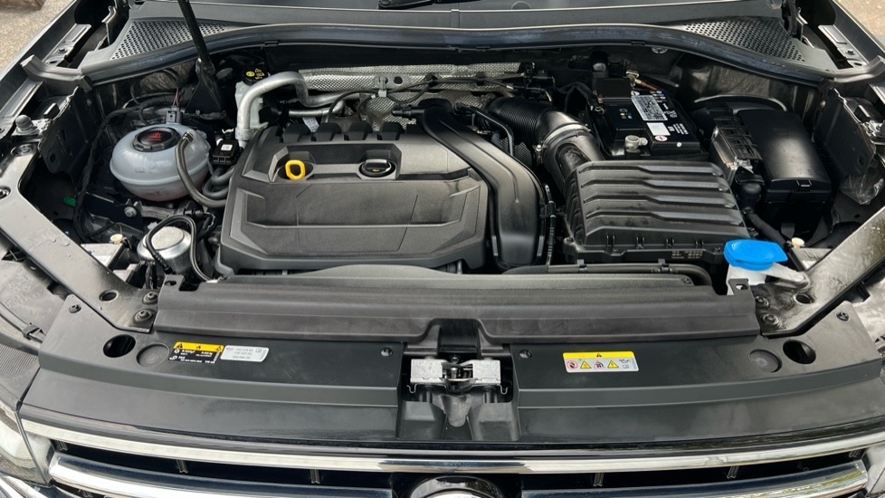 Used Volkswagen Tiguan 2022 for sale - 76168656: Photo 16