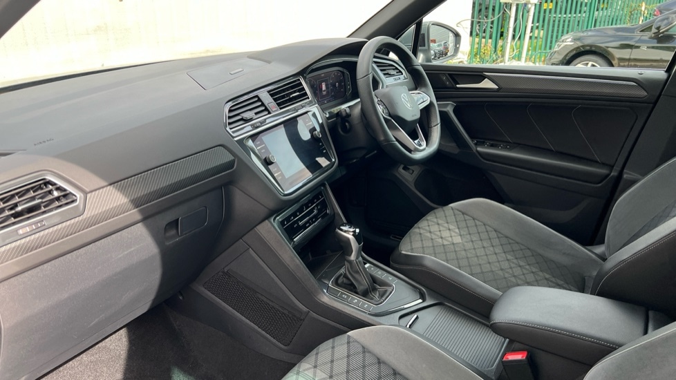 Used Volkswagen Tiguan 2022 for sale - 76168656: Photo 2