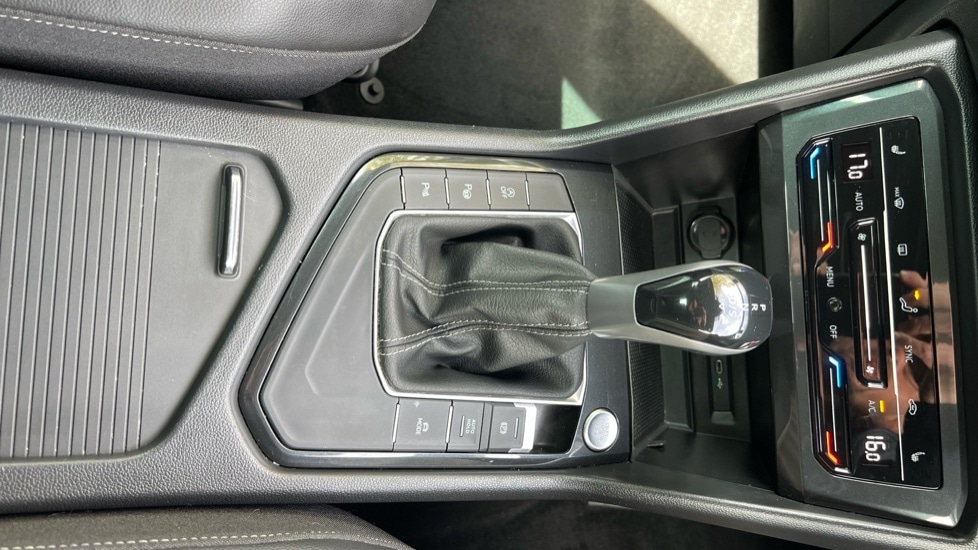 Used Volkswagen Tiguan 2022 for sale - 76168656: Photo 35