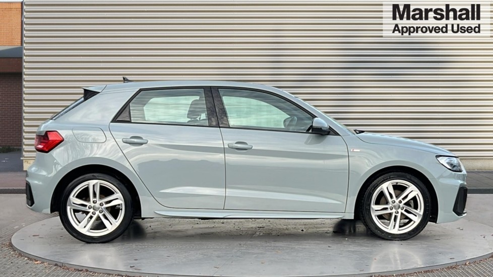 Used Audi A1 2020 for sale - 76872074: Photo 2