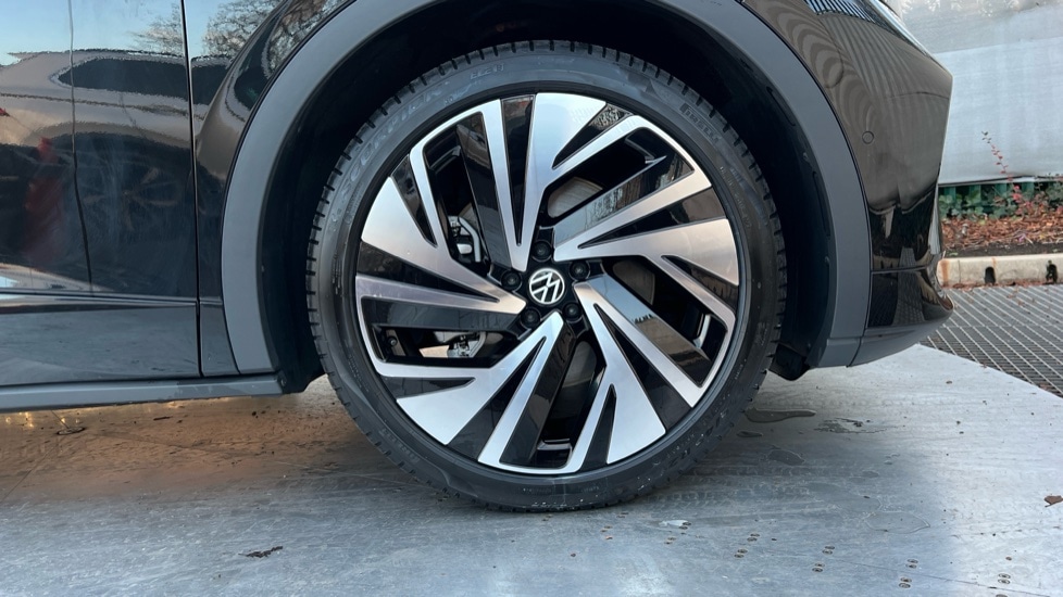 Used Volkswagen ID.4 2025 for sale - 76927820: Photo 17