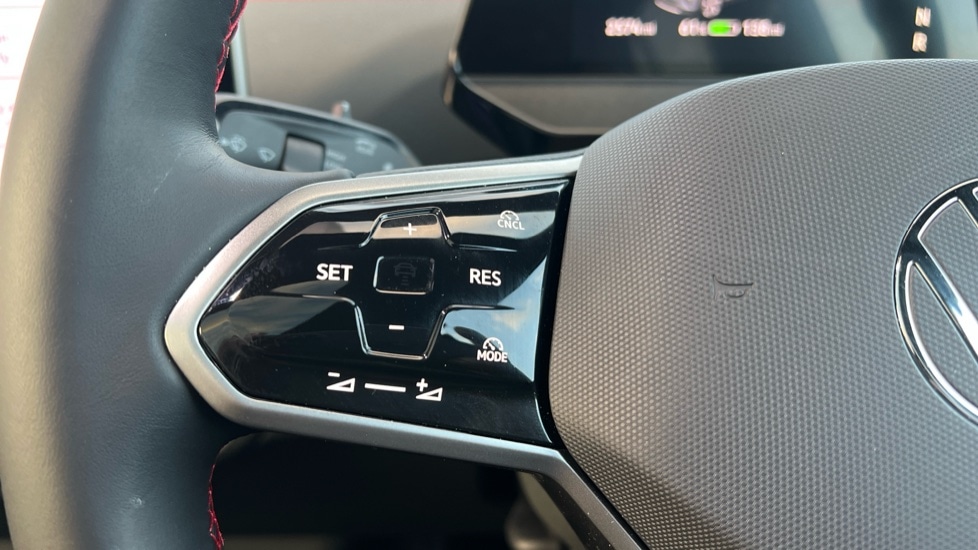 Used Volkswagen ID.4 2025 for sale - 76927820: Photo 30