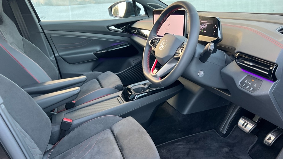 Used Volkswagen ID.4 2025 for sale - 76927820: Photo 5