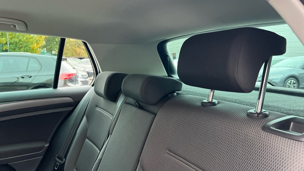 Used Volkswagen Golf 2020 for sale - 76704406: Photo 14