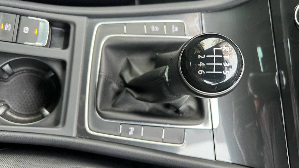 Used Volkswagen Golf 2020 for sale - 76704406: Photo 35