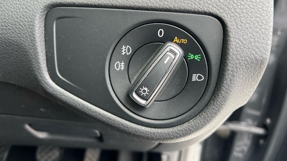 Used Volkswagen Golf 2020 for sale - 76704406: Photo 50