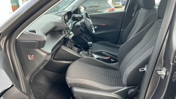 Used Peugeot 2008 2022 for sale - 76248596: Photo 10