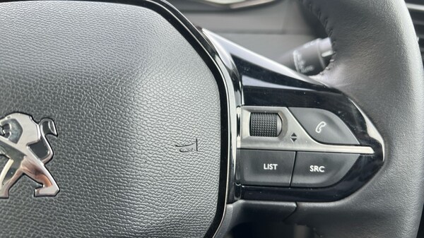 Used Peugeot 2008 2022 for sale - 76248596: Photo 23