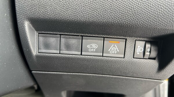 Used Peugeot 2008 2022 for sale - 76248596: Photo 46