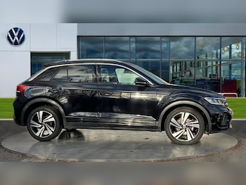 Used Volkswagen T-Roc 2023 for sale - 76241638: Photo
