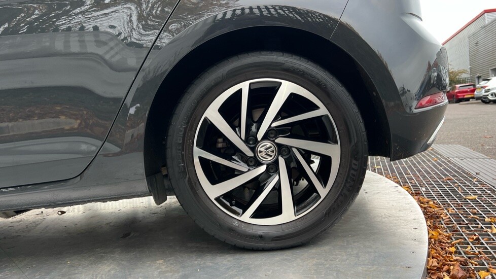 Used Volkswagen Golf 2020 for sale - 77052675: Photo 19