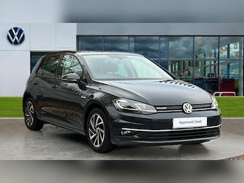 Used Volkswagen Golf 2020 for sale - 77052675: Photo