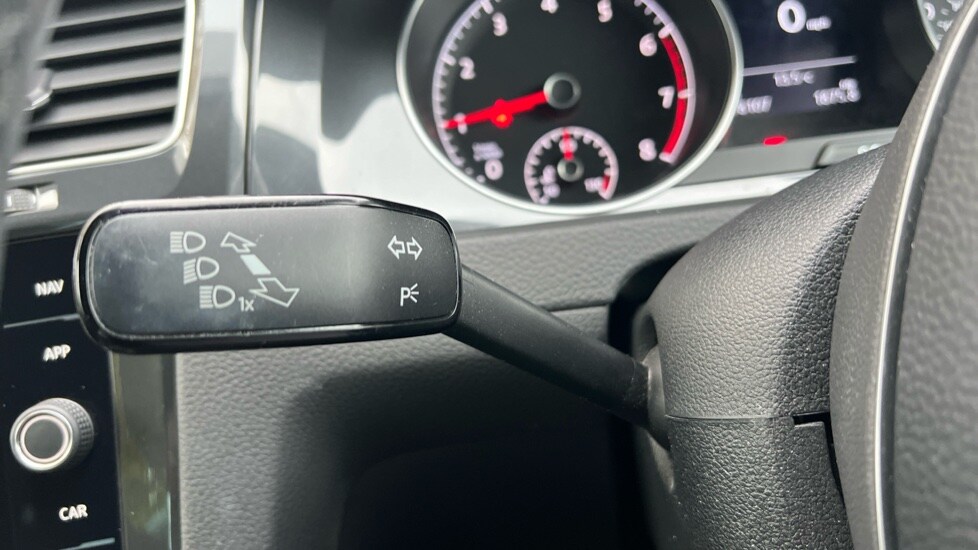 Used Volkswagen Golf 2020 for sale - 77052675: Photo 33