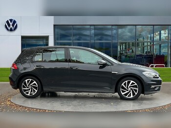 Used Volkswagen Golf 2020 for sale - 77052675: Photo