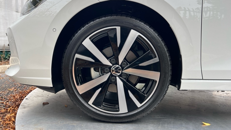 Used Volkswagen Golf 2025 for sale - 76328205: Photo 17
