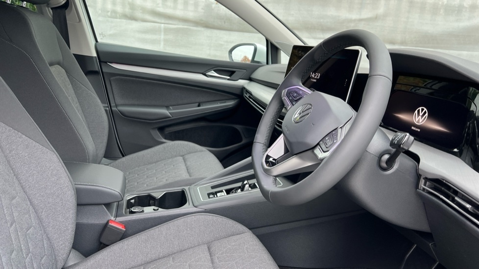 Used Volkswagen Golf 2025 for sale - 76328205: Photo 26