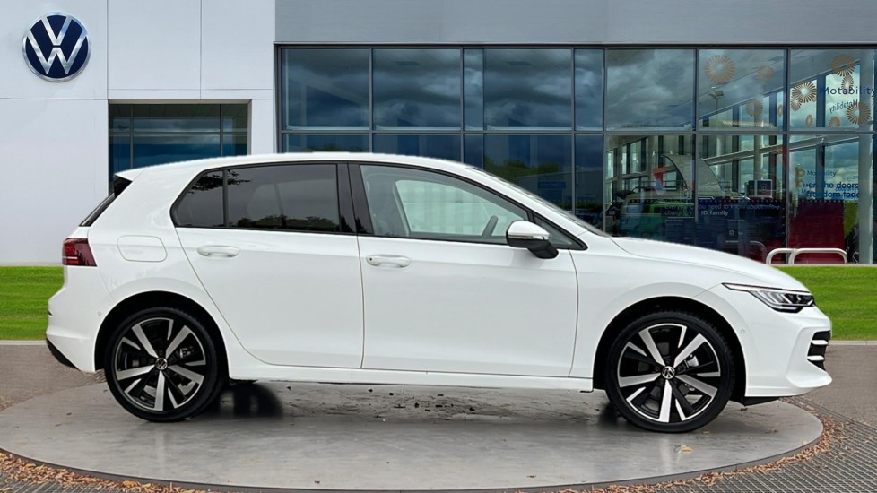 Used Volkswagen Golf 2025 for sale - 76328205: Photo 4