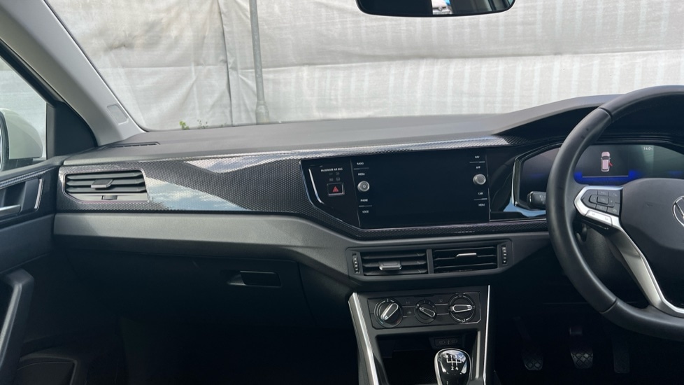 Used Volkswagen Polo 2024 for sale - 76328397: Photo 12