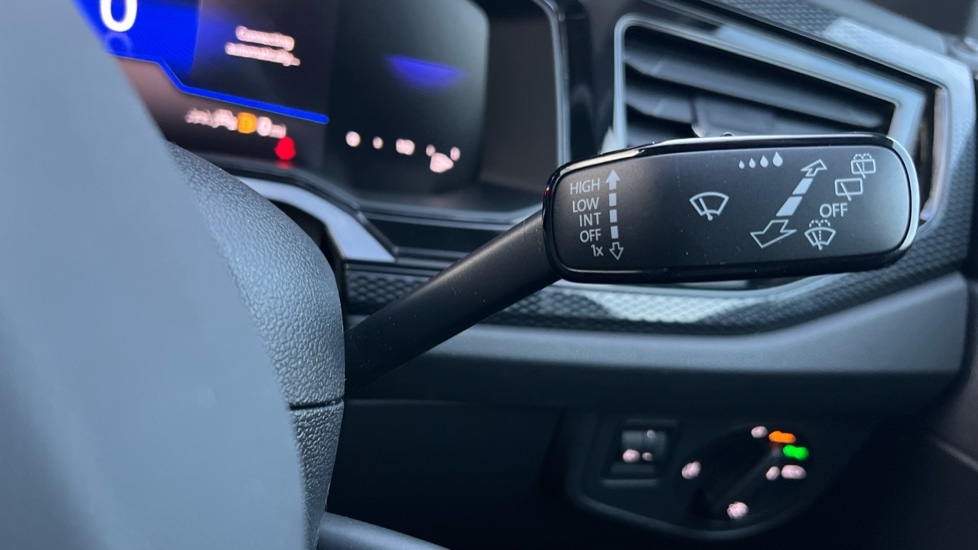 Used Volkswagen Polo 2025 for sale - 76717353: Photo 32