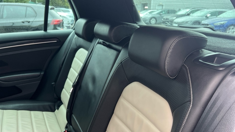 Used Volkswagen Golf 2018 for sale - 76037744: Photo 14