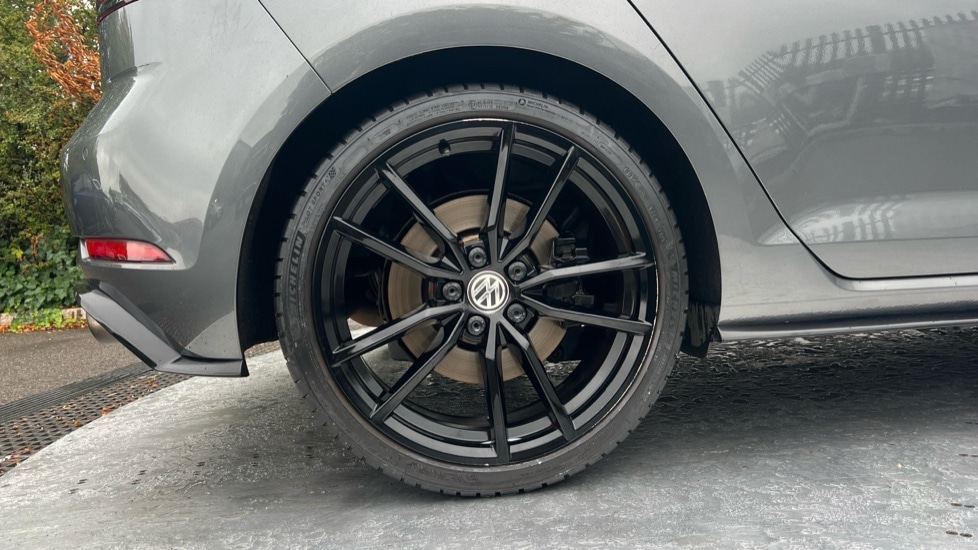 Used Volkswagen Golf 2018 for sale - 76037744: Photo 18