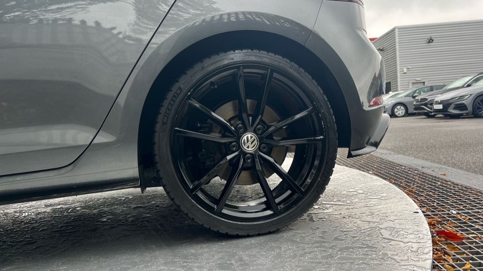 Used Volkswagen Golf 2018 for sale - 76037744: Photo 19