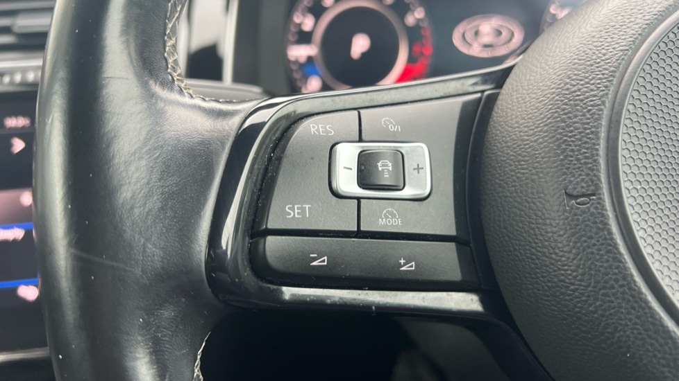 Used Volkswagen Golf 2018 for sale - 76037744: Photo 30