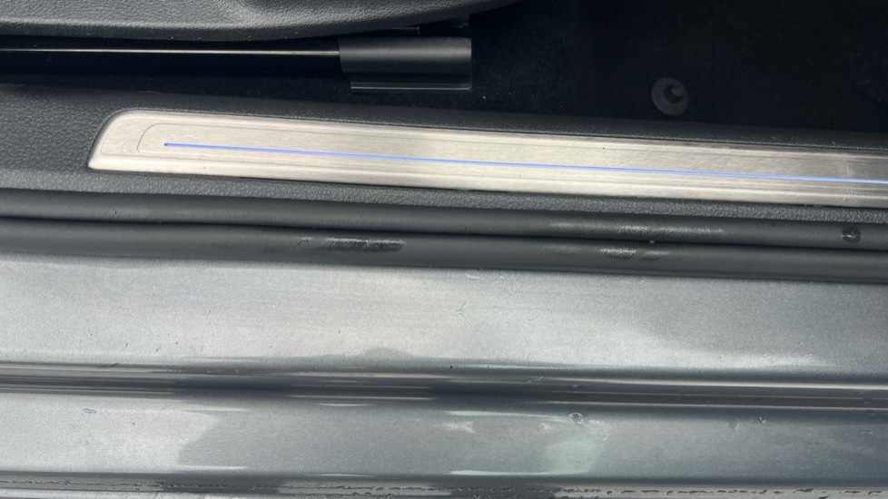 Used Volkswagen Golf 2018 for sale - 76037744: Photo 40