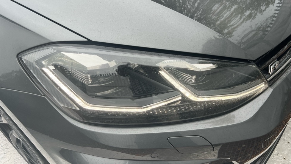 Used Volkswagen Golf 2018 for sale - 76037744: Photo 41