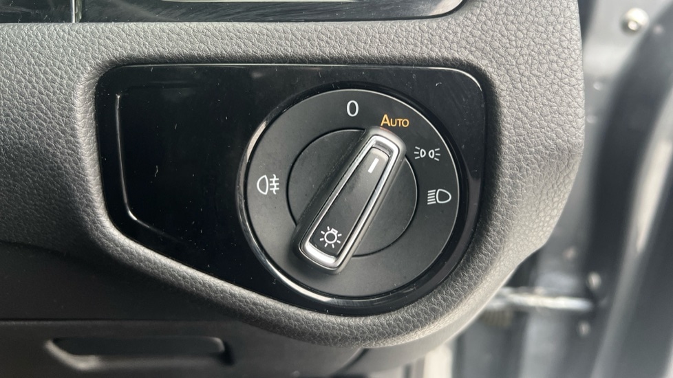 Used Volkswagen Golf 2018 for sale - 76037744: Photo 49