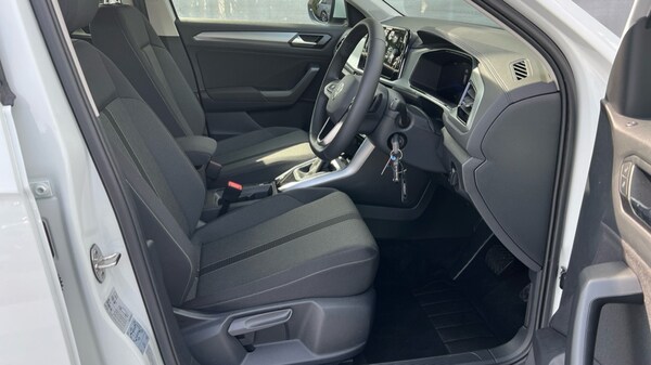 Used Volkswagen T-Roc 2025 for sale - 75660447: Photo 26