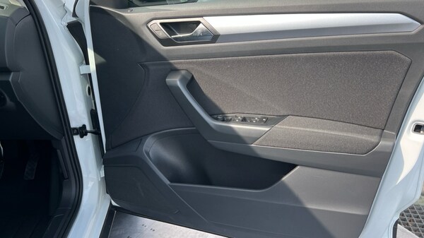 Used Volkswagen T-Roc 2025 for sale - 75660447: Photo 37