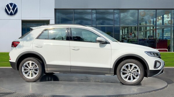 Used Volkswagen T-Roc 2025 for sale - 75660447: Photo 4