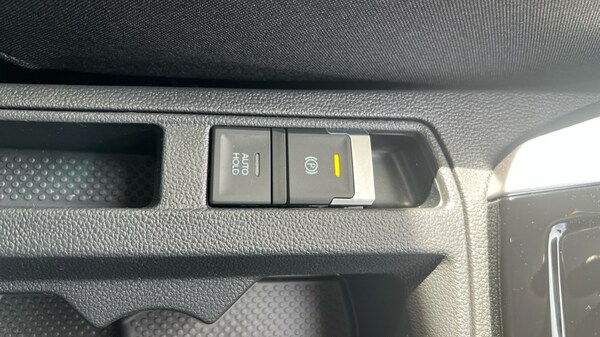 Used Volkswagen T-Roc 2025 for sale - 75660447: Photo 51