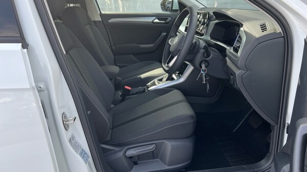 Used Volkswagen T-Roc 2025 for sale - 75660447: Photo 5