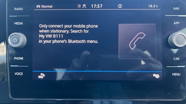 Used Volkswagen T-Roc 2023 for sale - 75636800: Photo 24