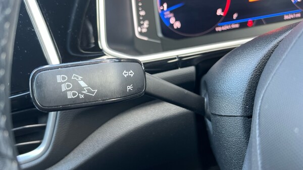 Used Volkswagen T-Roc 2023 for sale - 75636800: Photo 33
