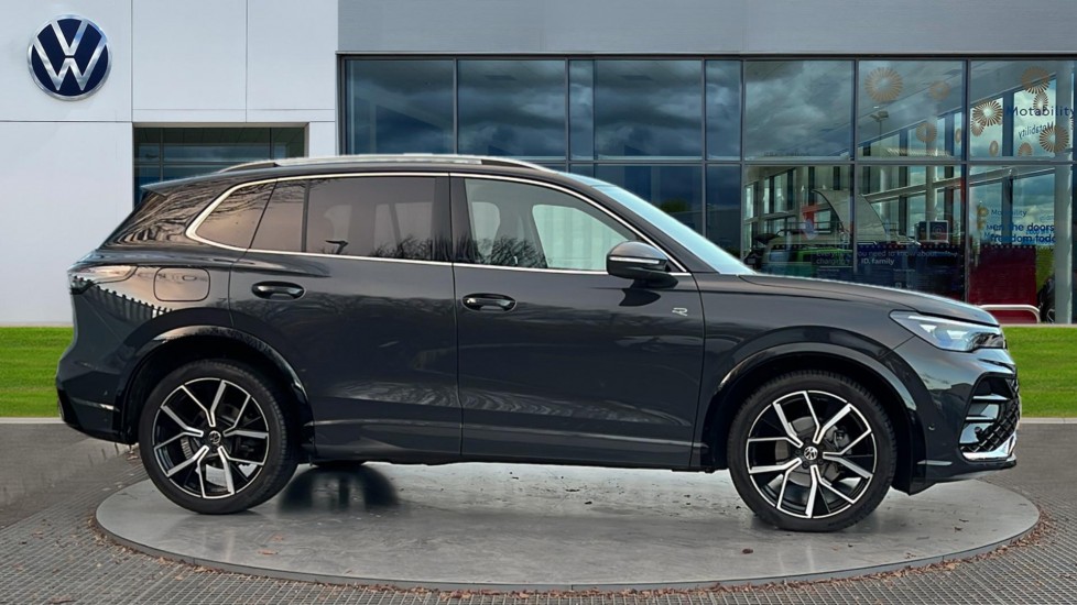 Used Volkswagen Tiguan 2025 for sale - 76921876: Photo 4